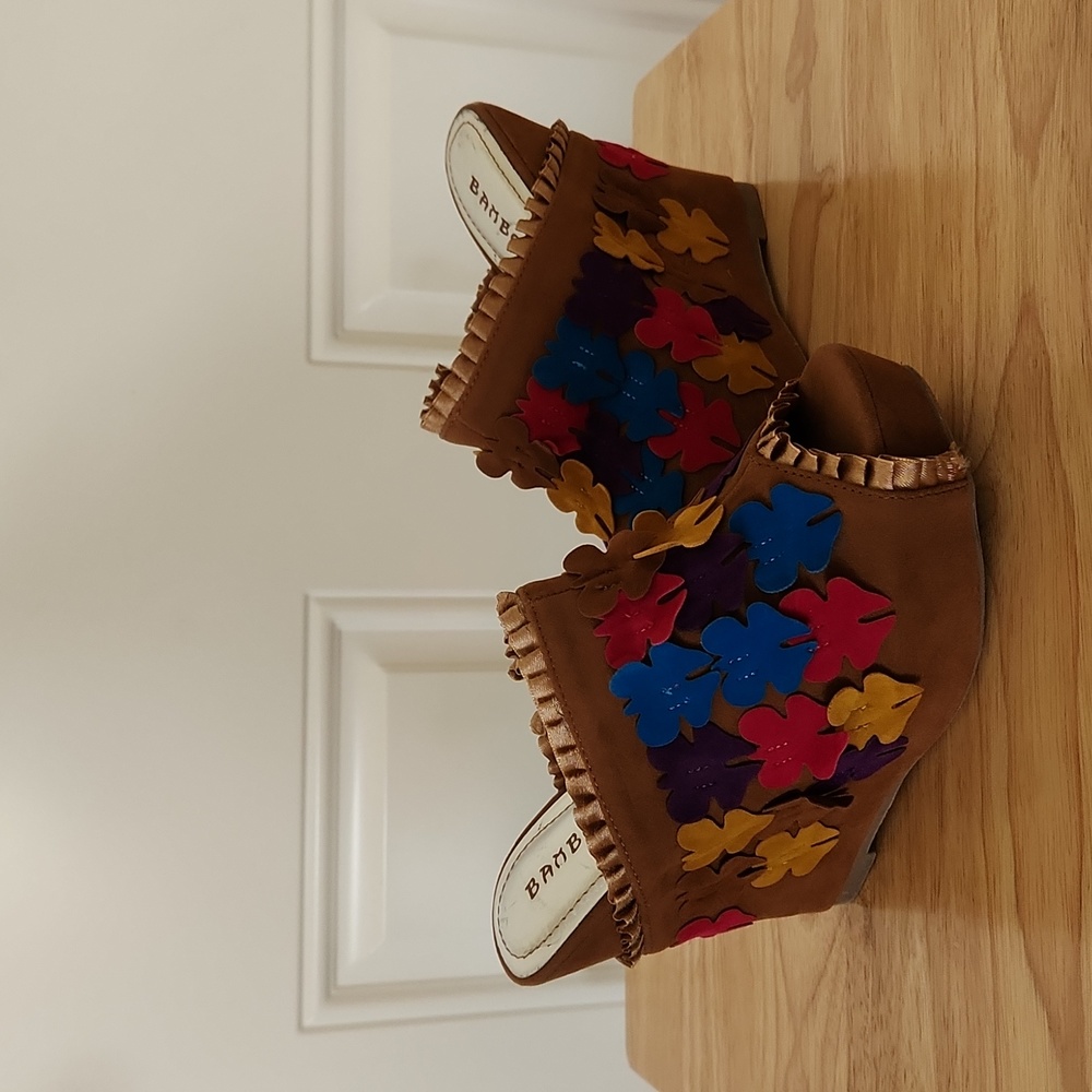 Bamboo Wedge Shoes NWOT